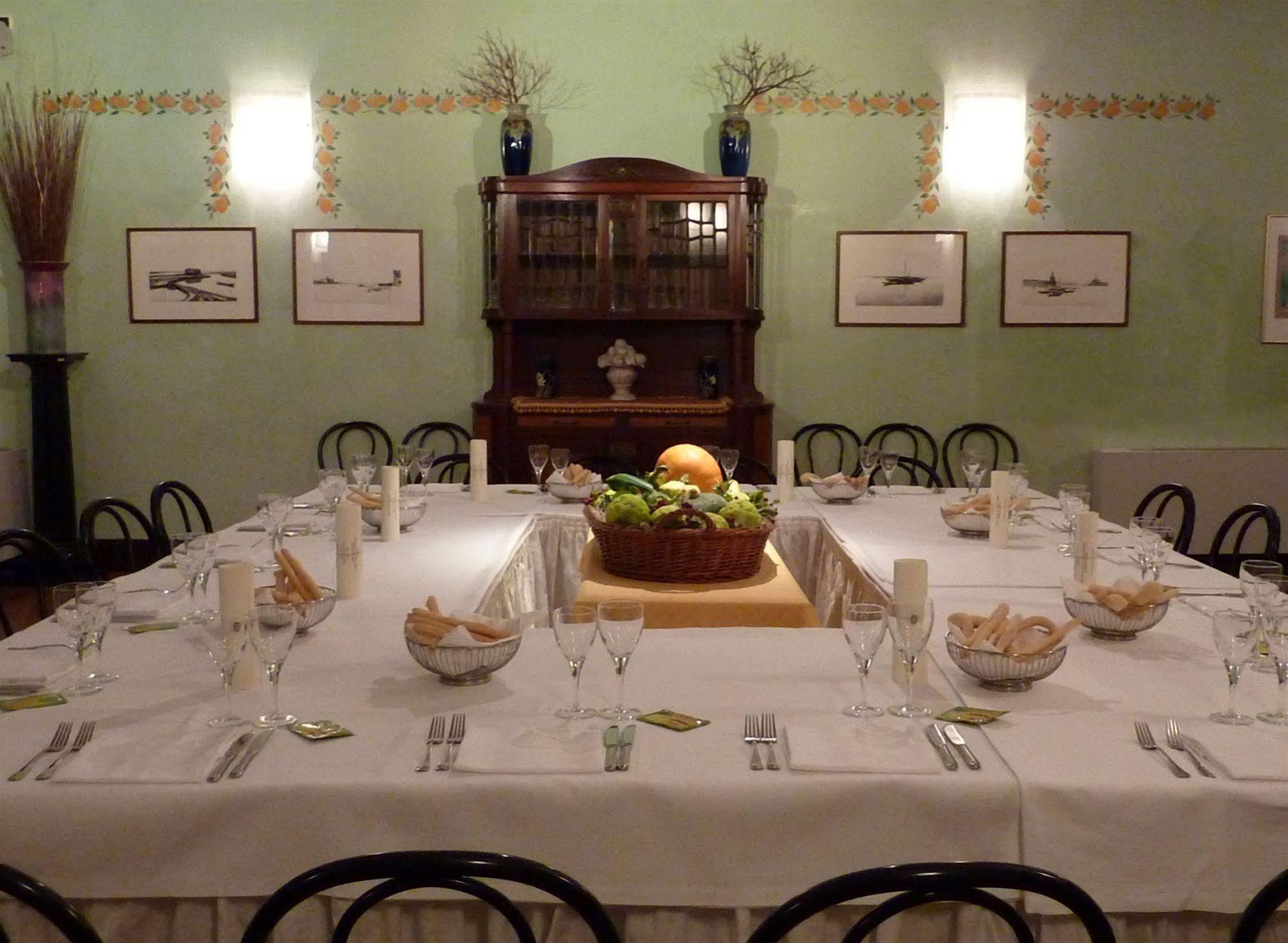 Alberti Hotel 3*